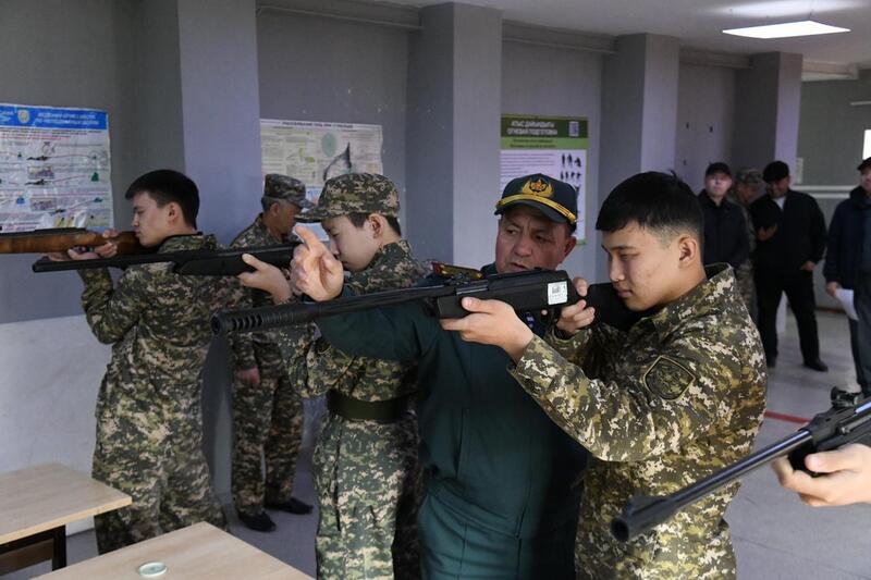 К 80-летию Победы: состязания по стрельбе среди учащихся проходят в Астане