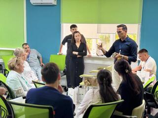 В Павлодаре проходит международный мастер-класс по реабилитации детей с двигательными нарушениями.