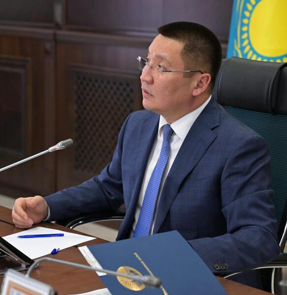 В Павлодарской области обсудили реализацию проектов по ремонту и строительству дорог в 2026 году