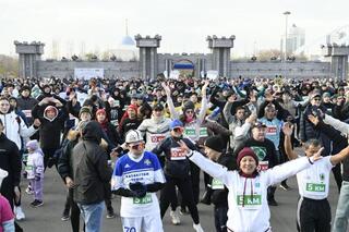 В массовом забеге, посвященном Дню Республики, приняли участие 1500 жителей столицы