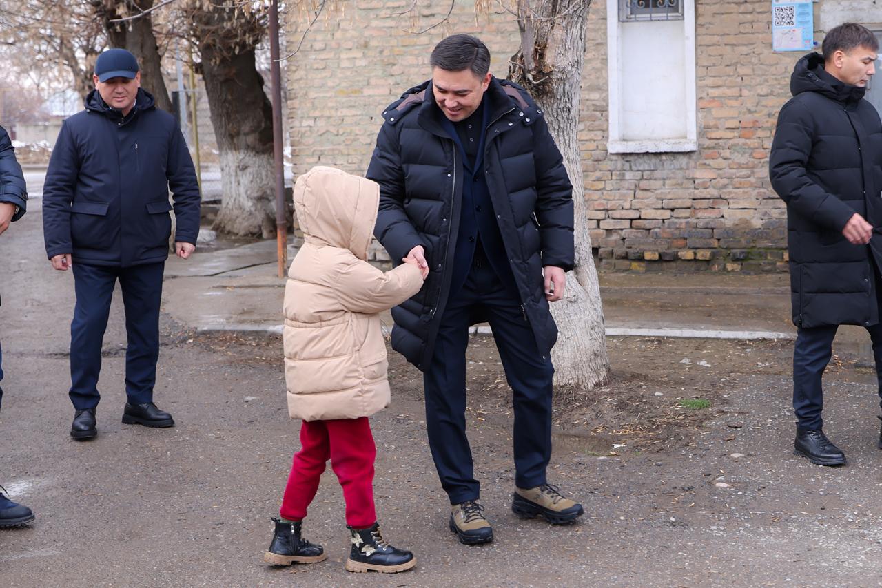 ЗЕЛЁНАЯ БАЛКА: СЕМЬИ ВЕТХОГО ЖИЛЬЯ ПЕРЕСЕЛИЛИ В ШЫМКЕНТЕ