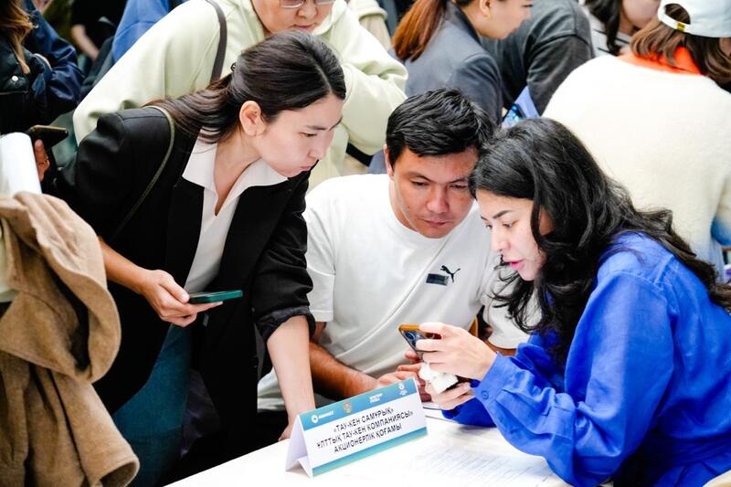 «Жастарға жұмыс»: на ярмарке в Астане было представлено более 1000 вакансий