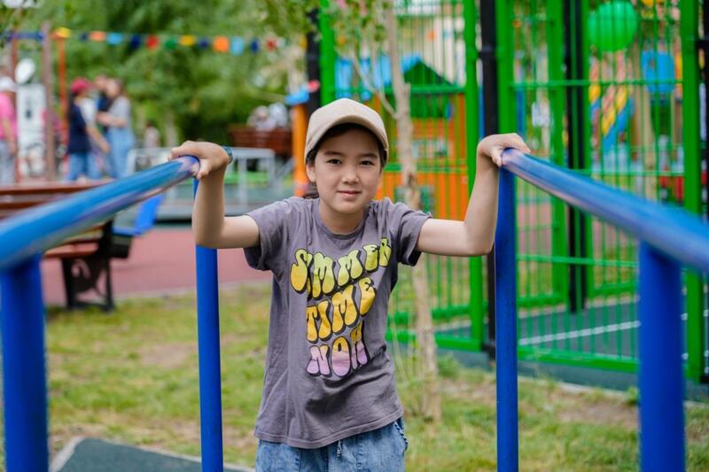 Обновленные скверы и дворы торжественно открыли в День столицы в районе Нура