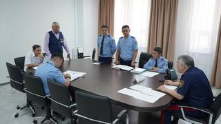 Полиция выслушала сотни жителей в Атырауской области