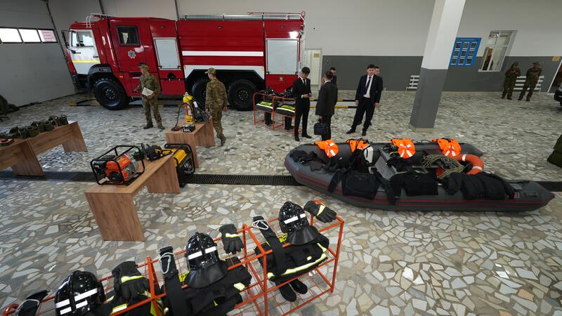 Впервые в истории независимости в посёлке Жайрем открыто универсальное спасательное подразделение