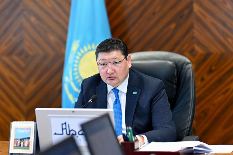 В области Абай рассмотрели ход подготовки к весенне-полевым работам