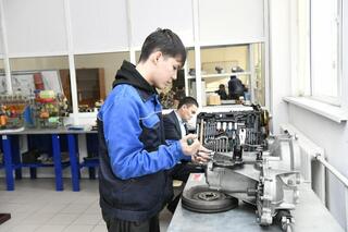 В Астане прошёл конкурс «Лучший слесарь – 2025» среди студентов колледжей