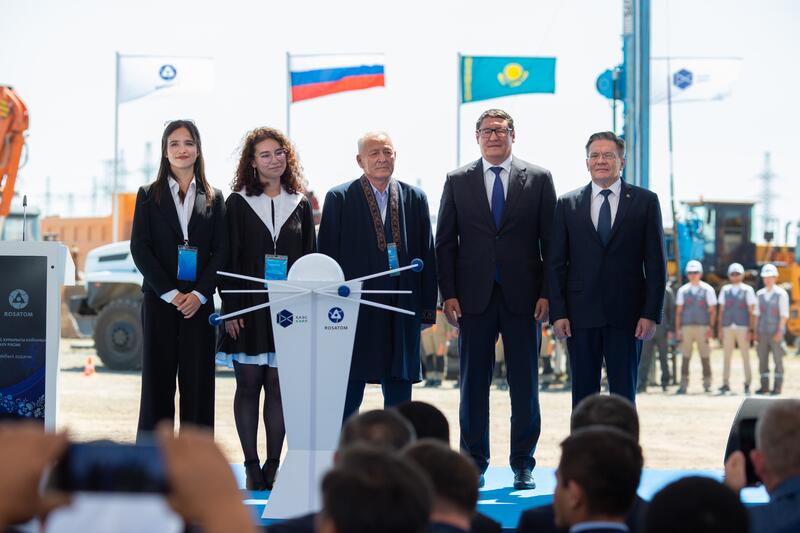 Казахстан и Россия начинают работы по строительству АЭС большой мощности