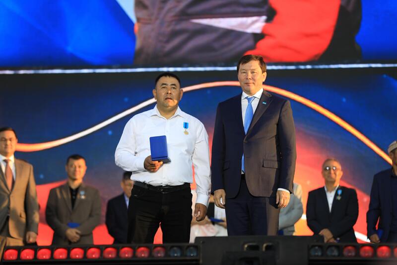 Год рабочих профессий: шахтёрам вручили государственные награды