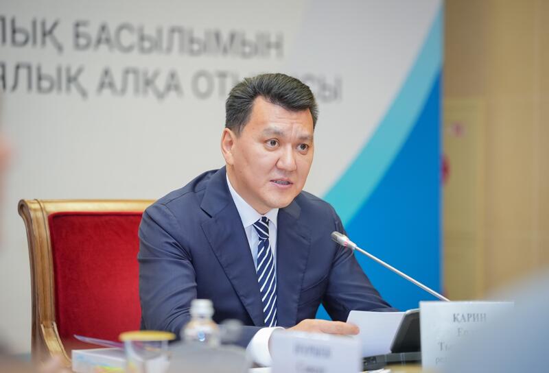 Новая академическая семитомная история Казахстана рекомендована к публикации