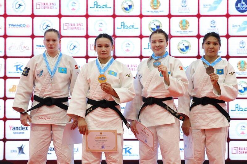 Спортсмены области Абай стали чемпионами в смешанном командном первенстве по дзюдо