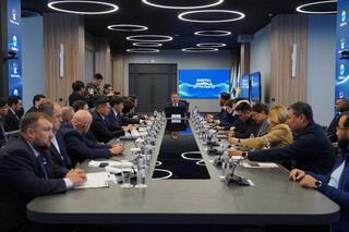 Аким Акмолинской области встретился с депутатами Мажилиса: акцент - на цифровизацию и развитие региона