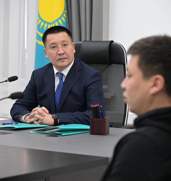 Аким области Асаин Байханов провел личный прием граждан
