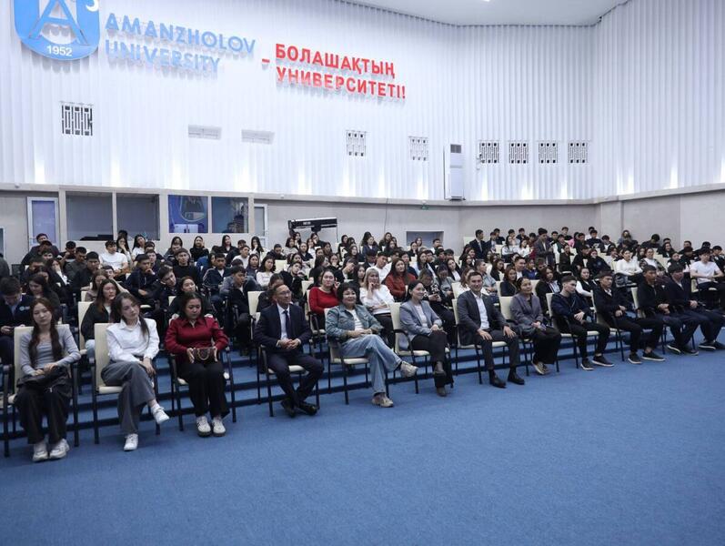 Стратегическая встреча с участием 250 студентов прошла в Усть-Каменогорске