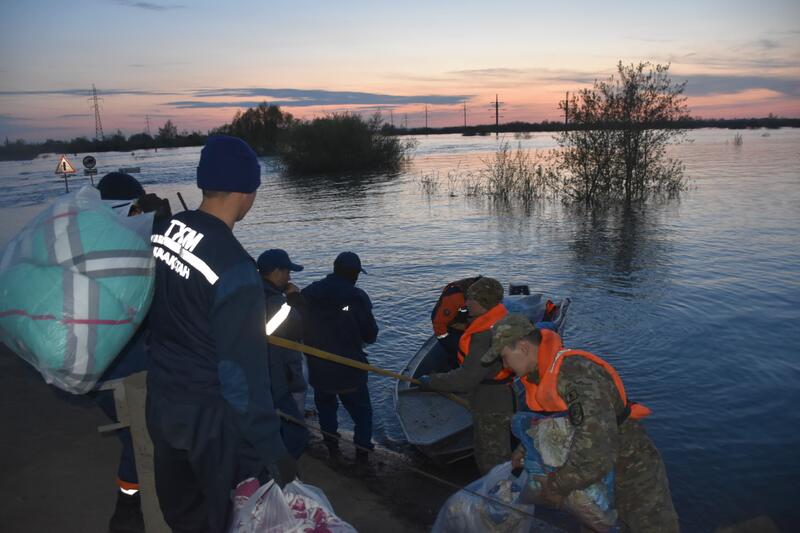 Глава МЧС проверил ход противопаводковых мероприятий