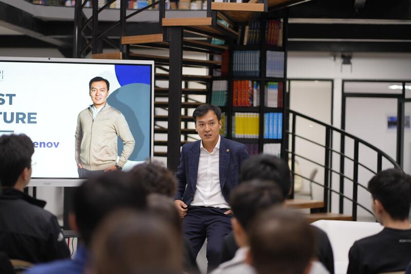 Генеральный директор Yandex Qazaqstan обсудил технологические тренды со студентами