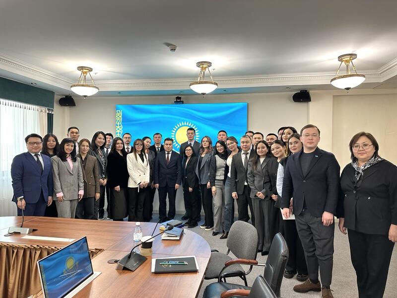 В Минтруда обсудили реализацию Концепции инклюзивной политики с экспертами проекта Сената «Талдау мектебі – Школа аналитики»