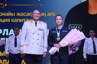Полицейская из Туркестанской области завоевала золото VIII Народных игр