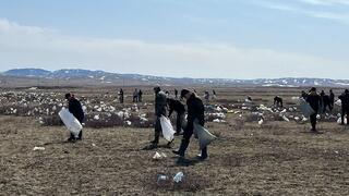 Более 35 гектаров территории очистили от мусора в Каркаралинске