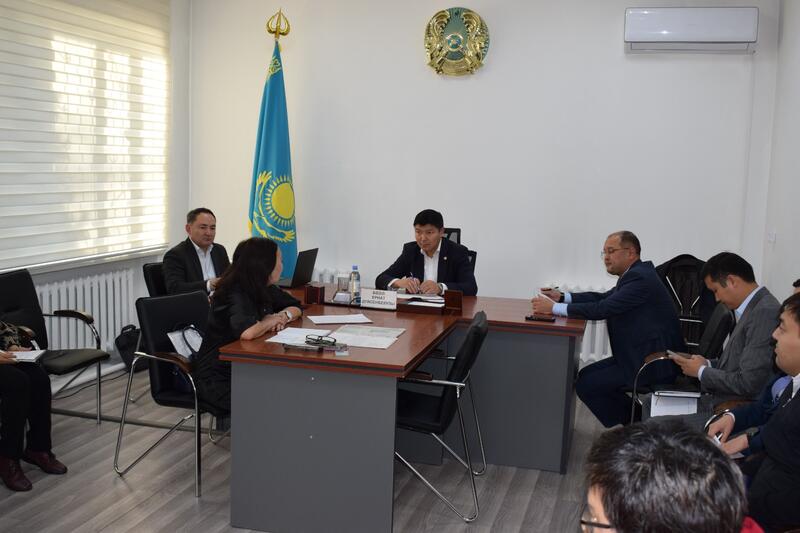 Аким города провёл приём граждан по личным вопросам