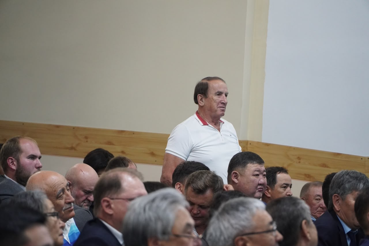 В Сандыктауском районе обсудили ключевые вопросы развития