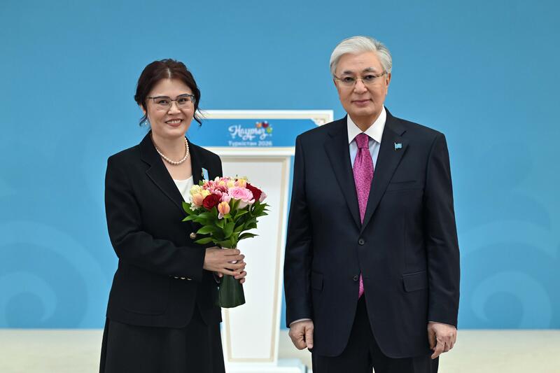 Президент Касым-Жомарт Токаев провел встречу с общественностью Туркестанской области