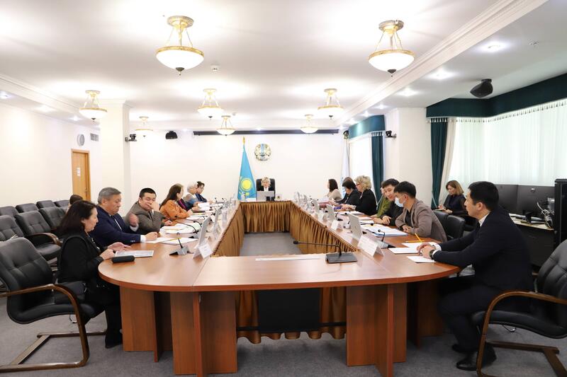 Вопросы обеспечения лиц с инвалидностью ортопедической обувью обсудили в Минтруда