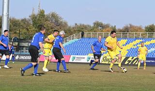 В области Жетісу игроки национальной сборной Казахстана по футболу провели товарищеский матч