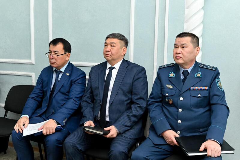Аким области провел прием граждан по личным вопросам