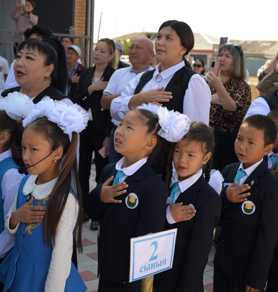 В селе Бірлік Павлодарского района произошло долгожданное событие – свои двери открыла новая школа