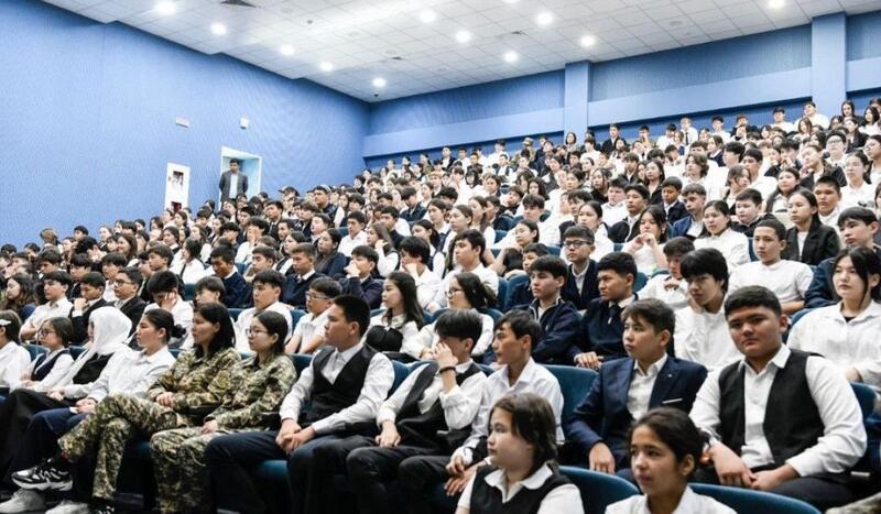 «Адал азамат - біртұтас тәрбие»: как прошел месячник «Закон и порядок» в столичных учреждениях образования