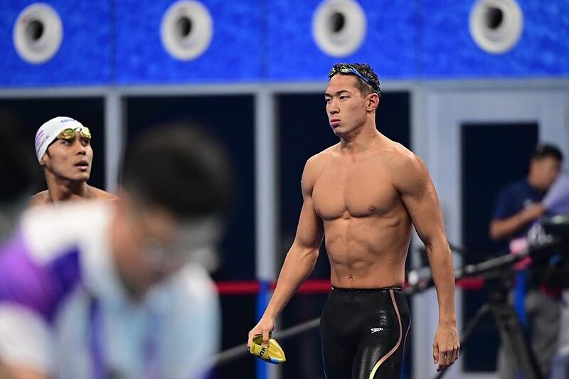 Астанинский пловец Адильбек Мусин завоевал золотую медаль на международном турнире в Афинах