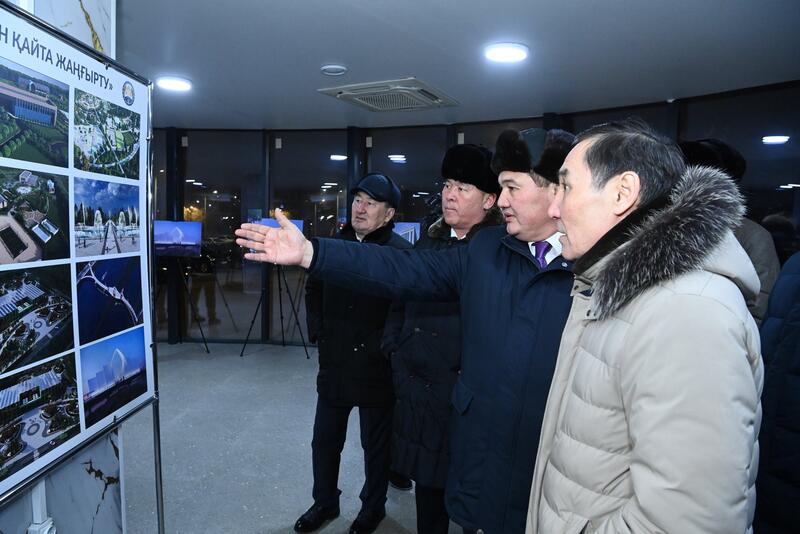 Глава региона ознакомился с ходом реконструкции Президентского парка