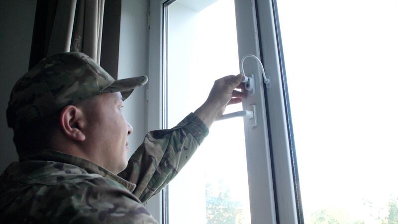 Акцию по предотвращению падений детей из окон провели в Астане