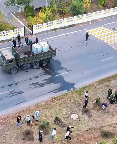 В рамках республиканской экологической программы «Таза Қазақстан» в городе прошли работы по благоустройству и озеленению