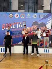 Городские турниры по боксу среди молодежи и кадетов продолжаются в Астане