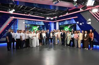 Аким Алматы Дархан Сатыбалды встретился с коллективом Almaty TV