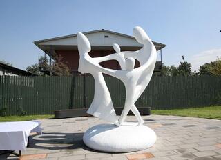 Алматы открыл первую инклюзивную детскую площадку в честь Дня города