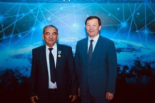 Глава региона Асхат Шахаров поздравил работников СМИ с профессиональным праздником