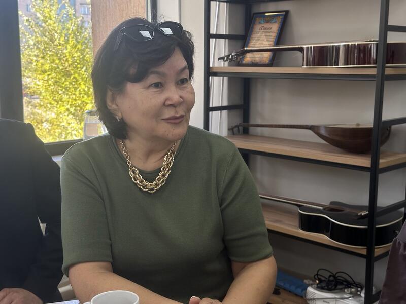 Поколения, связанные трудом и преданностью делу!