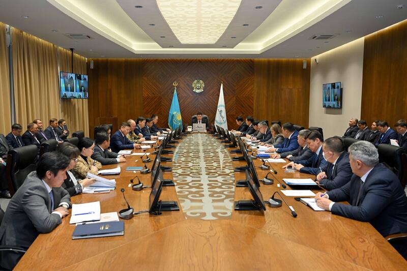 Обсуждена готовность дорог региона к зимнему периоду