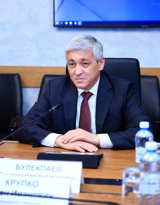 Ермаганбет Булекпаев встретился с делегацией Гомельской области