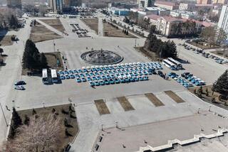 Полицейским области Абай передано 137 служебных автомобилей