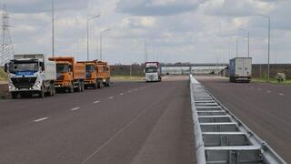 В Карагандинской области предупредили недропользователей, которые большегрузами разбивают местные дороги
