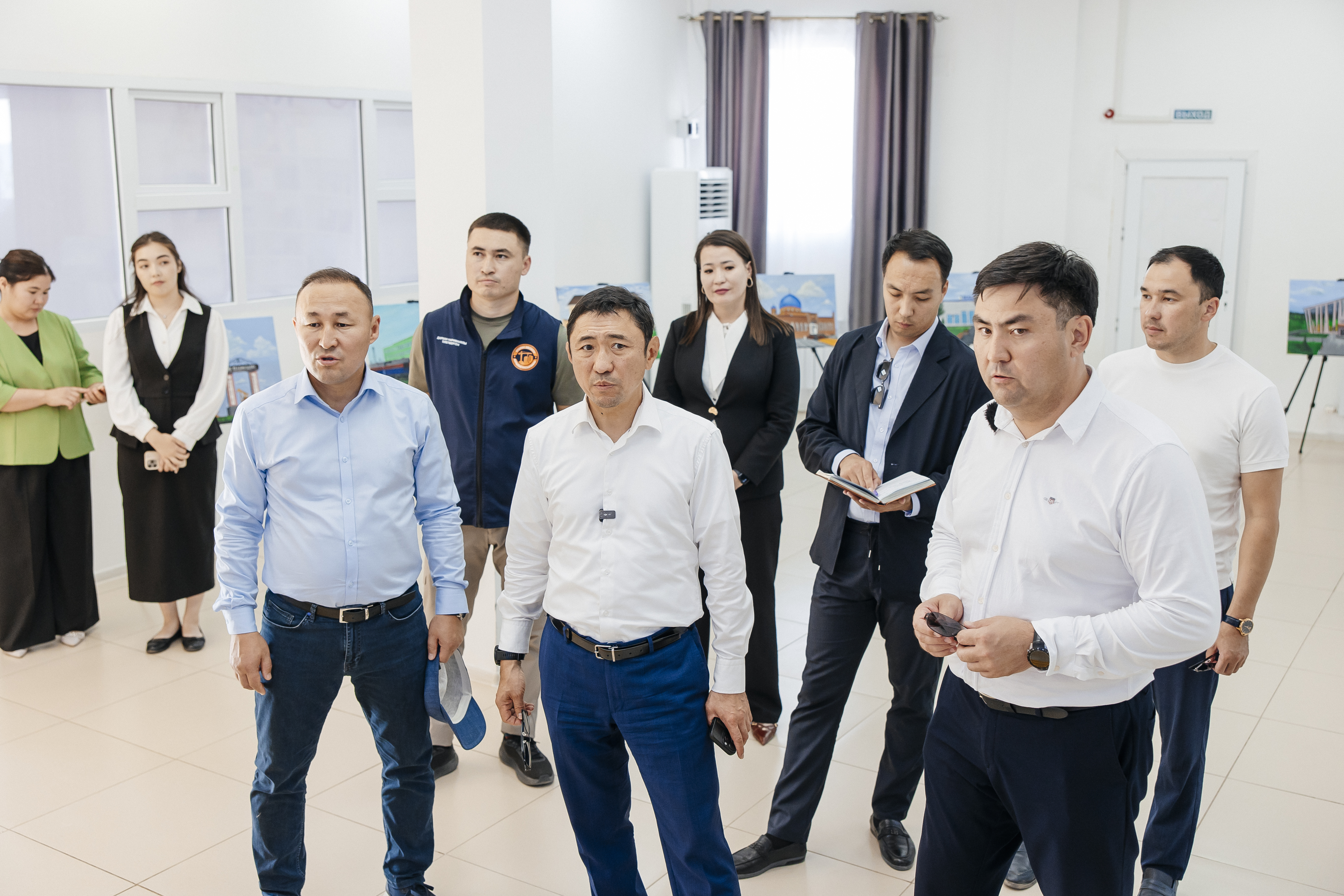 Болат Акчулаков проинспектировал проблемные объекты Макатского района