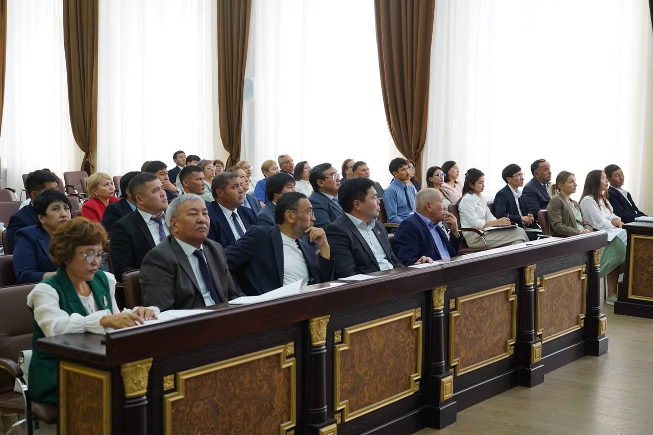Меры безопасности условий труда обсудили в акимате Акмолинской области