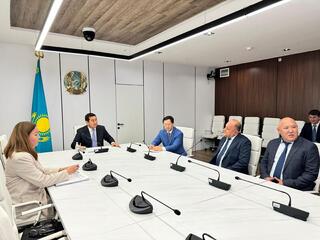 Айдарбек Сапаров провел прием граждан