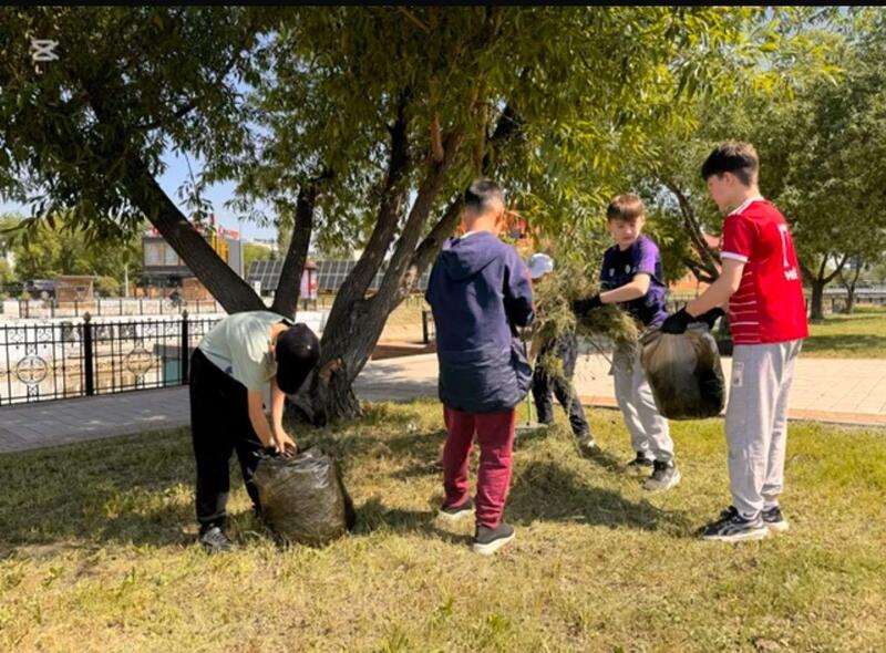 Спортсмены Астаны поддержали экочеллендж ко Дню эколога