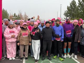 В столице прошёл благотворительный забег «Pink Run Astana»