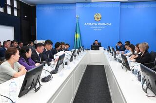 При акимате Алматинской области прошло заседание комиссии по делам несовершеннолетних и защите их прав